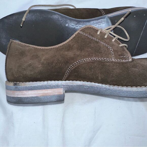Donald Pliner est. 1850 suede Oxford EUC maybe worn once - Picture 7 of 8